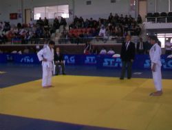 Uluslararası Judo Turnuvası başladı